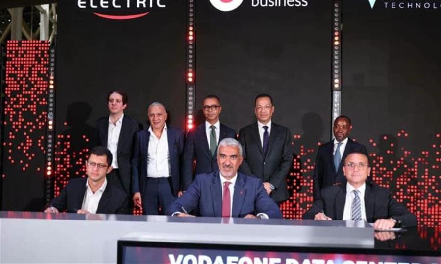 فودافون والسويدي وكاسافا يطلقون مشروعات لمراكز بيانات باستثمارات تصل إلى مليار دولار